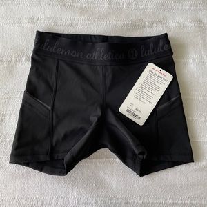NWT Lululemon black bike shorts